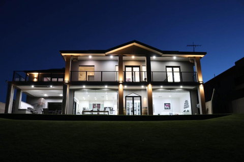 River Devine - Tourism Hervey Bay 2