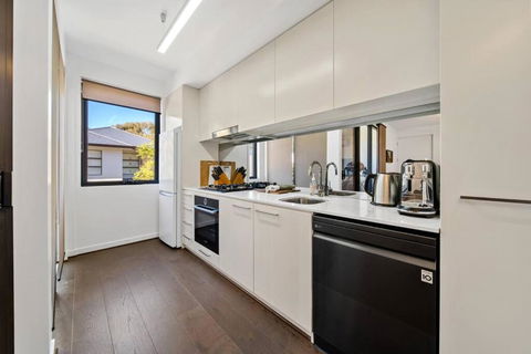 River Torrens Retreat - 2BR, Parking, Wi-Fi - Tourism Hervey Bay 2