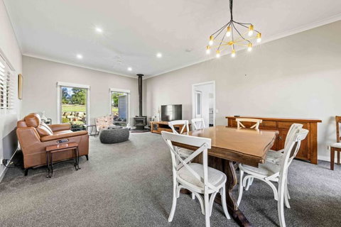 Riverbend Ranch - Hervey Bay Accommodation 1