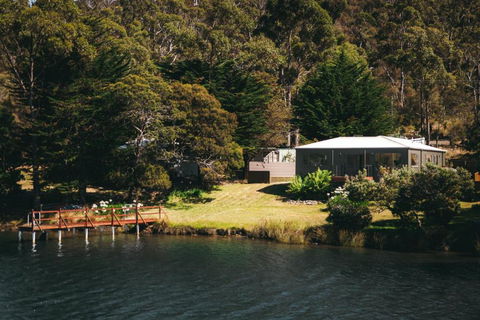 Rivers Edge Retreat - Hervey Bay Accommodation 1