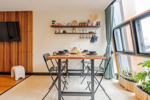 Riverside Apartment Melbourne CBD - Tourism Hervey Bay 2