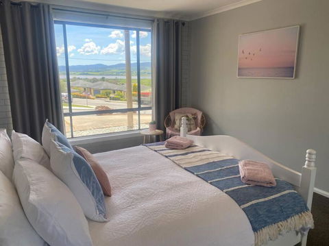 Riverview Apartment - Hervey Bay Accommodation 3