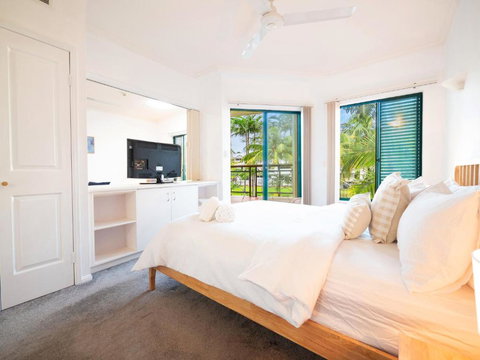 Reefside Escape - Tourism Hervey Bay 1