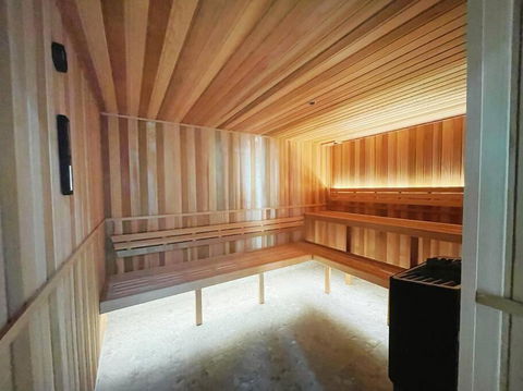 Riverview Haven Prime Spot For NY Fireworks - Hervey Bay Accommodation 3