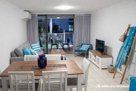 Sand Dunes Resort Stunning Beachfront Apartment - Hervey Bay Accommodation 3
