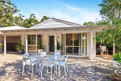 Salt Life - Hervey Bay Accommodation 2