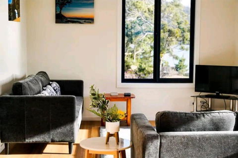 Rockpool Cottage - Hervey Bay Accommodation 0