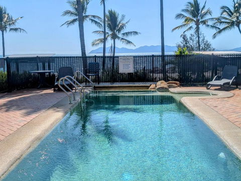 Rose Bay Resort - Tourism Hervey Bay 1