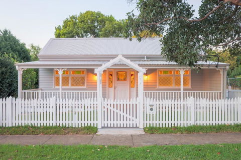 Rosemill Cottage - Mobility Friendly Accommodation Never Looked Better! - Hervey Bay Accommodation 3