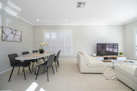 Rousehill Sweet Spacious 4BR Quiet House - Tourism Hervey Bay 2