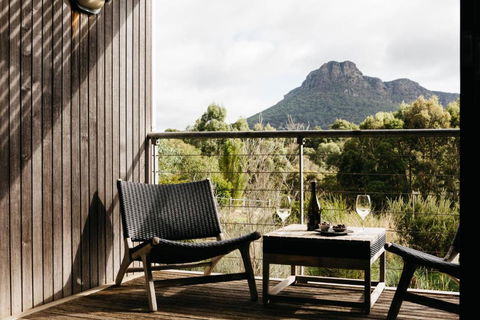 Royal Mail Hotel - Hervey Bay Accommodation 2