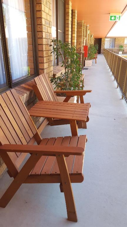 Royal Palms Motor Inn - Tourism Hervey Bay 3