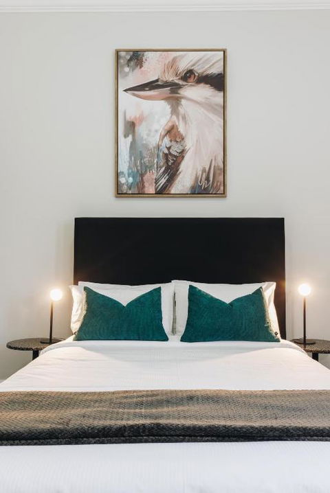Royal Hotel Wyong - Tourism Hervey Bay 1