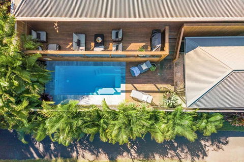 Rubber Soul - Hervey Bay Accommodation 0