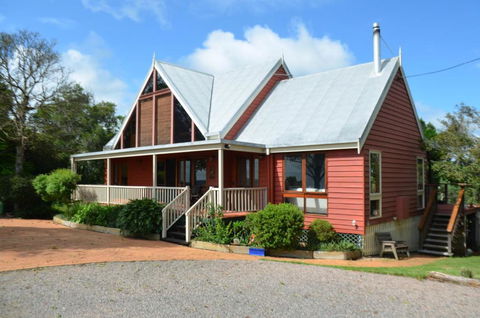 Ruddles Retreat - Hervey Bay Accommodation 0