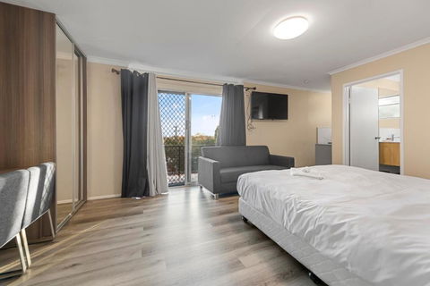 S1 Motel - Hervey Bay Accommodation 3