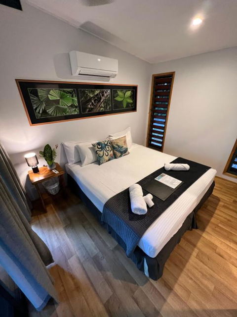 Safari Lodge - Tourism Hervey Bay 1