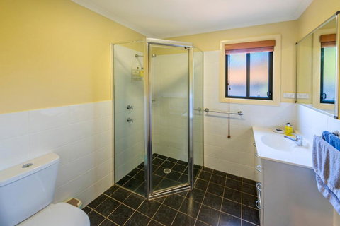 Safety Beach Ocean Bungalows - Hervey Bay Accommodation 3