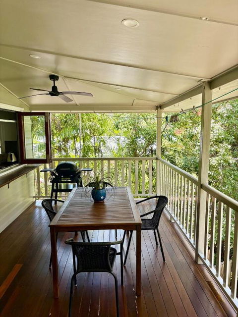 Sage House - Hervey Bay Accommodation 2