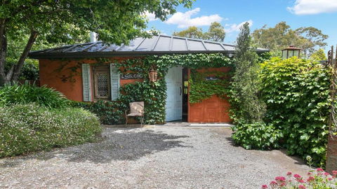 Saint Eloi Le Studio - Hervey Bay Accommodation 2
