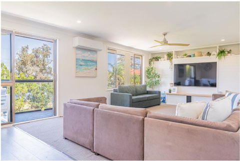 Salt & Sand Getaway - Tourism Hervey Bay 2