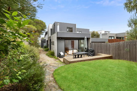 Salt On Walker - Hervey Bay Accommodation 0