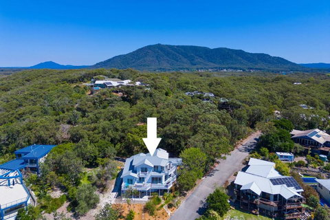 Salt Spray - Hervey Bay Accommodation 1