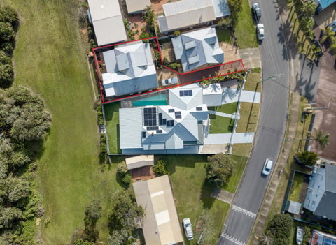 Salt Wood Cabin Style Retreat - Tourism Hervey Bay 1