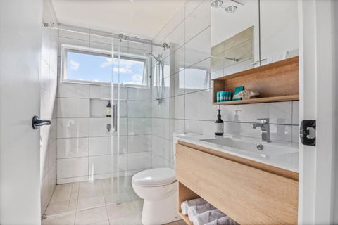 SALTAIR Beach House Right In Town - Hervey Bay Accommodation 3