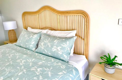 Salty Blue Beach House - Tourism Hervey Bay 1