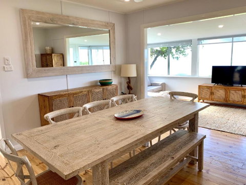 Salty Dog - Hervey Bay Accommodation 0