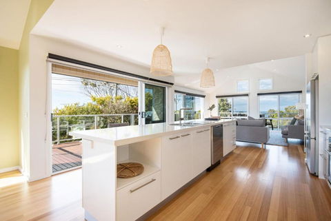 Salty Shores Smiths Beach - Hervey Bay Accommodation 3