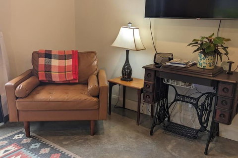 Samsara Farm Cottage - Stunning Hinterland Oasis - Hervey Bay Accommodation 2