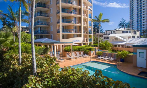 San Mateo On Broadbeach - Hervey Bay Accommodation 0