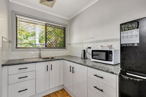 Sanctuary Lakes Fauna Retreat - Tourism Hervey Bay 2