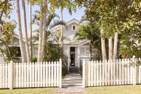 Sanctuary Spaces - Kia Ora Byron - Tourism Hervey Bay 1