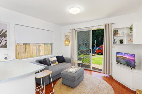 Sand And Sea 4 - Hervey Bay Accommodation 1