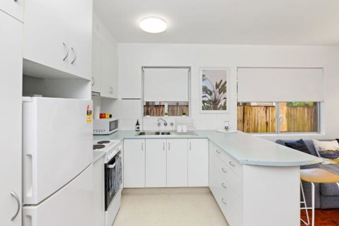 Sand And Sea 4 - Hervey Bay Accommodation 2