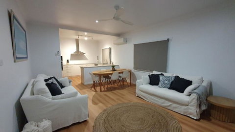 Sand And Swell At Sawtell - Hervey Bay Accommodation 2