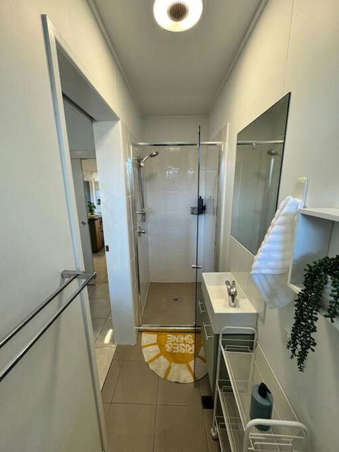 Sand Bars - Spacious, Beach, Pets - Hervey Bay Accommodation 1