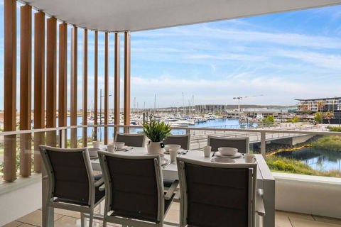 Sailview Escape - A Tranquil Marina Hideaway - Tourism Hervey Bay 3