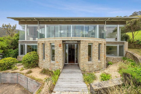 Sandbanks - Hervey Bay Accommodation 1