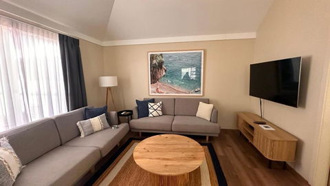 Sandblu: Resort Villa On The Beach - Hervey Bay Accommodation 3