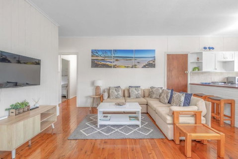Sandlines At Hyams Beach - Hervey Bay Accommodation 0