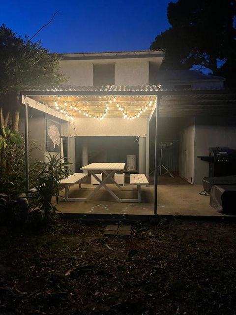 Sandown Beachside Cottage - Tourism Hervey Bay 0