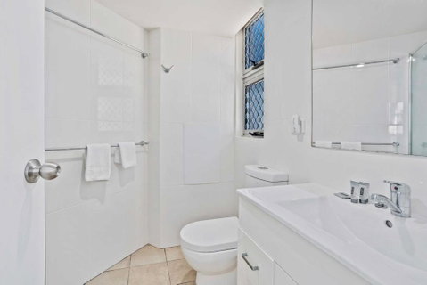 Sandown - Hosted By Burleigh Letting - Hervey Bay Accommodation 2