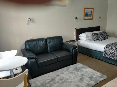 Sandstock Motor Inn Armidale - Hervey Bay Accommodation 1