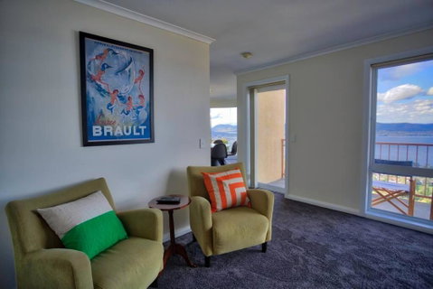 Sandy Bay Townhouse - Hervey Bay Accommodation 1