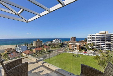 Sandy Cove Apartment The Entrance 31 - Hervey Bay Accommodation 1