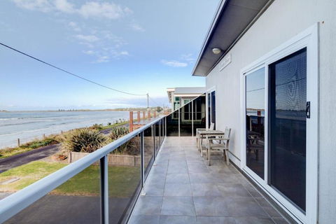 Sandy Cove - Tourism Hervey Bay 3